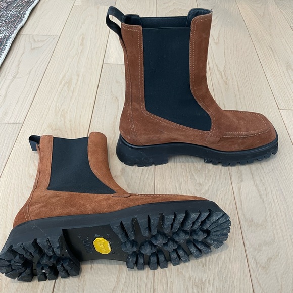 Labucq waterproof suede boots - Picture 3 of 6